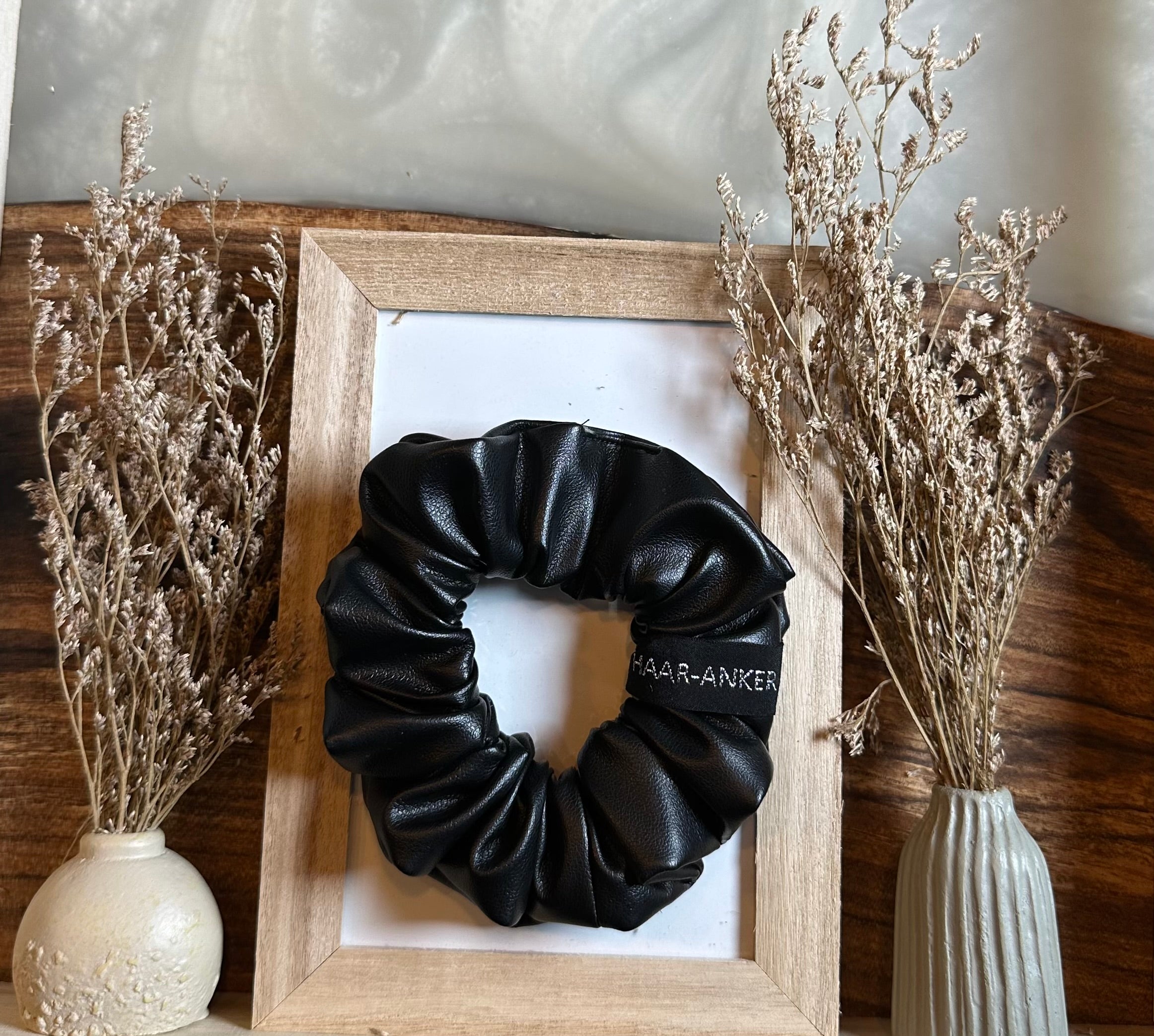 Veganes Leder schwarz | Scrunchie