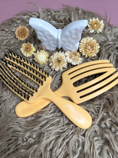 FINGERBRUSH HAIRBRUSH